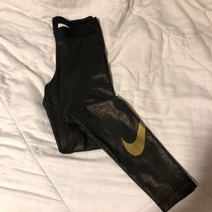 Black & Gold Nike Pro leggings rare & out of stock
